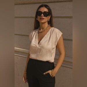 Elegant women’s blouse H&M